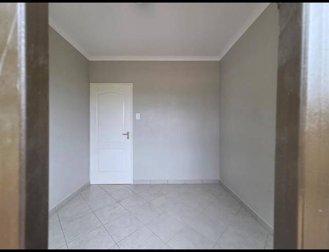 3 BEDROOM HOUSE FOR SALE IN CRYSTAL PARK